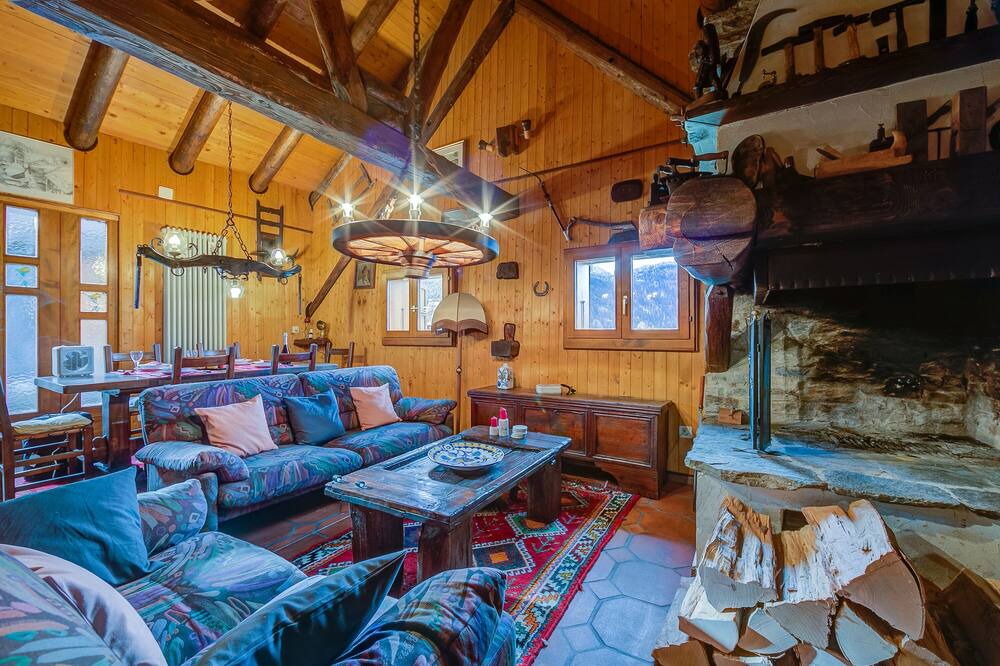 Photo of Livingroom in Faido