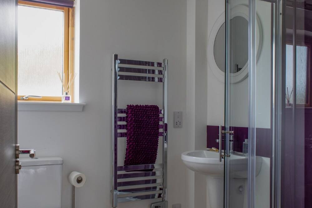 Photo of Bathroom in Milovaig