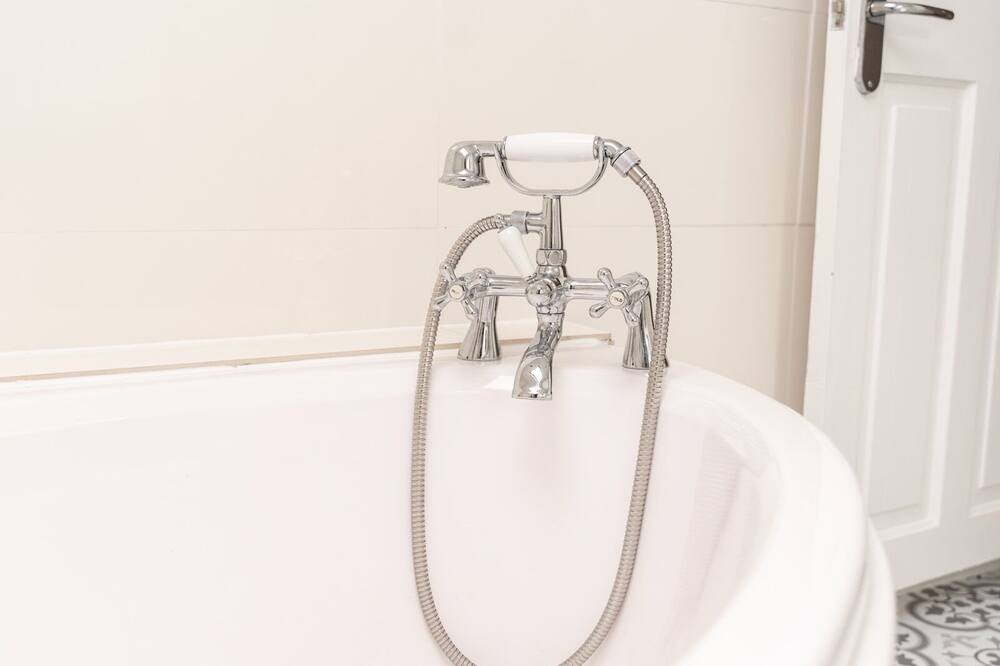 Photo of Bathroom in Hoole