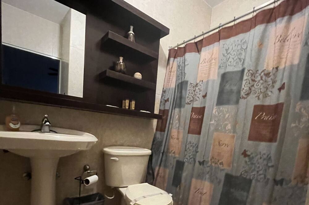 Photo of Bathroom in Aguadilla Pueblo