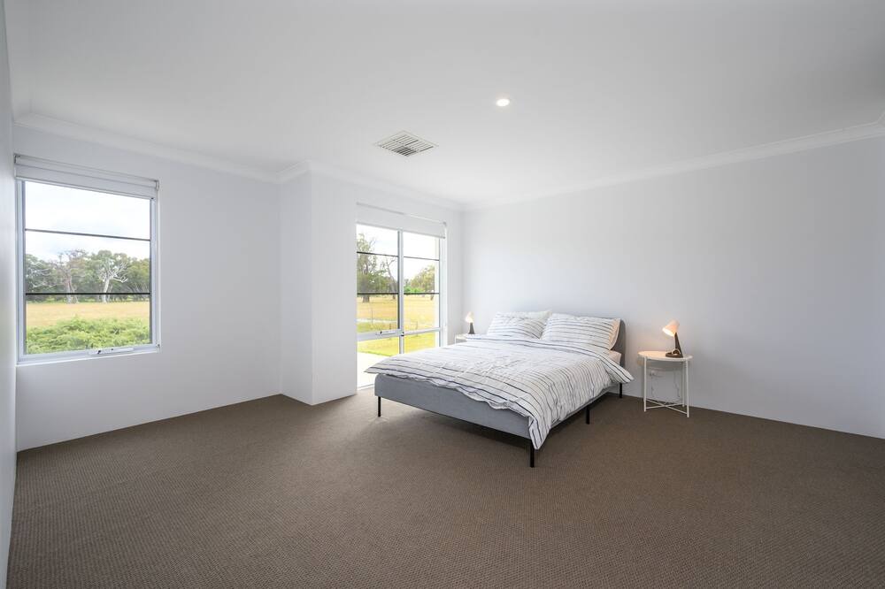 Photo of Bedroom in Lake Clifton