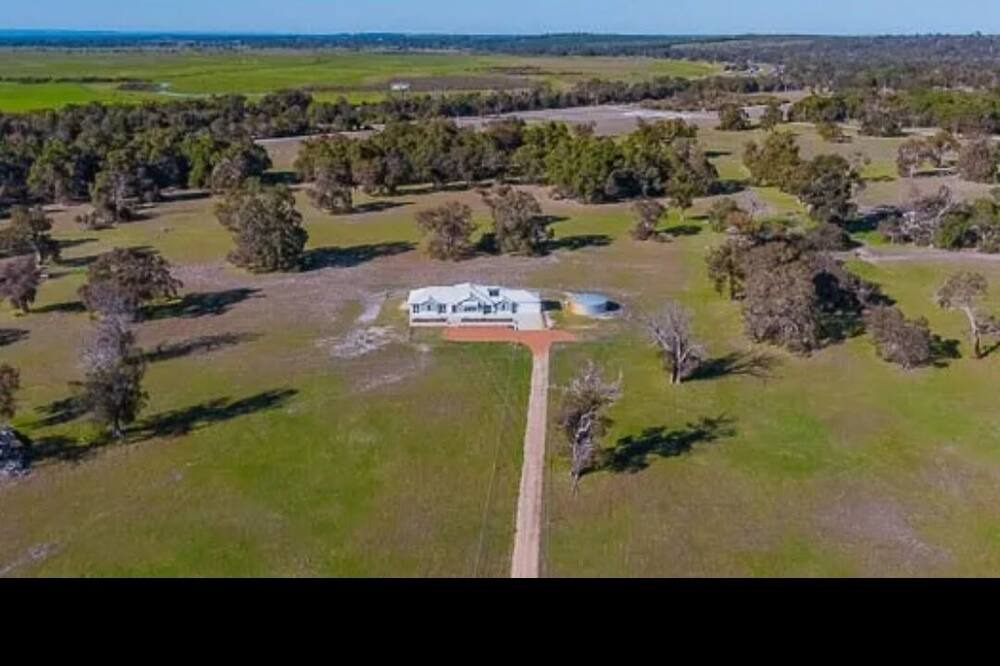 Photo of Others in Lake Clifton