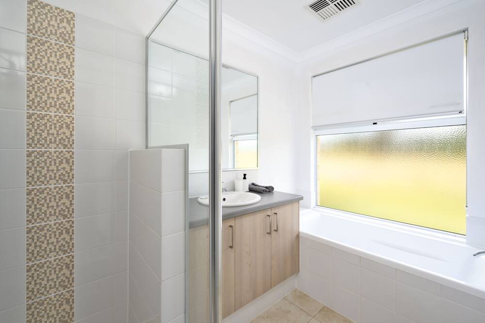 Photo of Bathroom in Lake Clifton