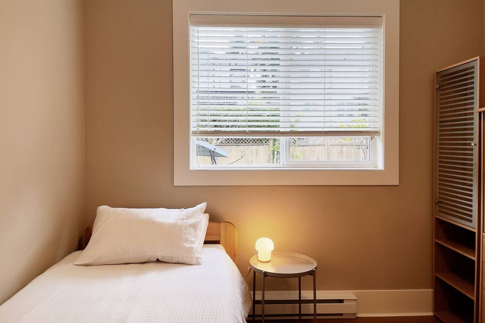 Photo of Bedroom in Abbotsford