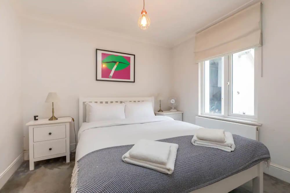 Photo of Bedroom in St. Helen's