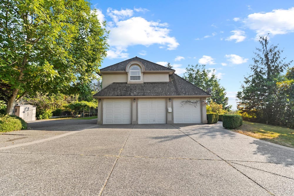 Photo of Outdoor in McMillan