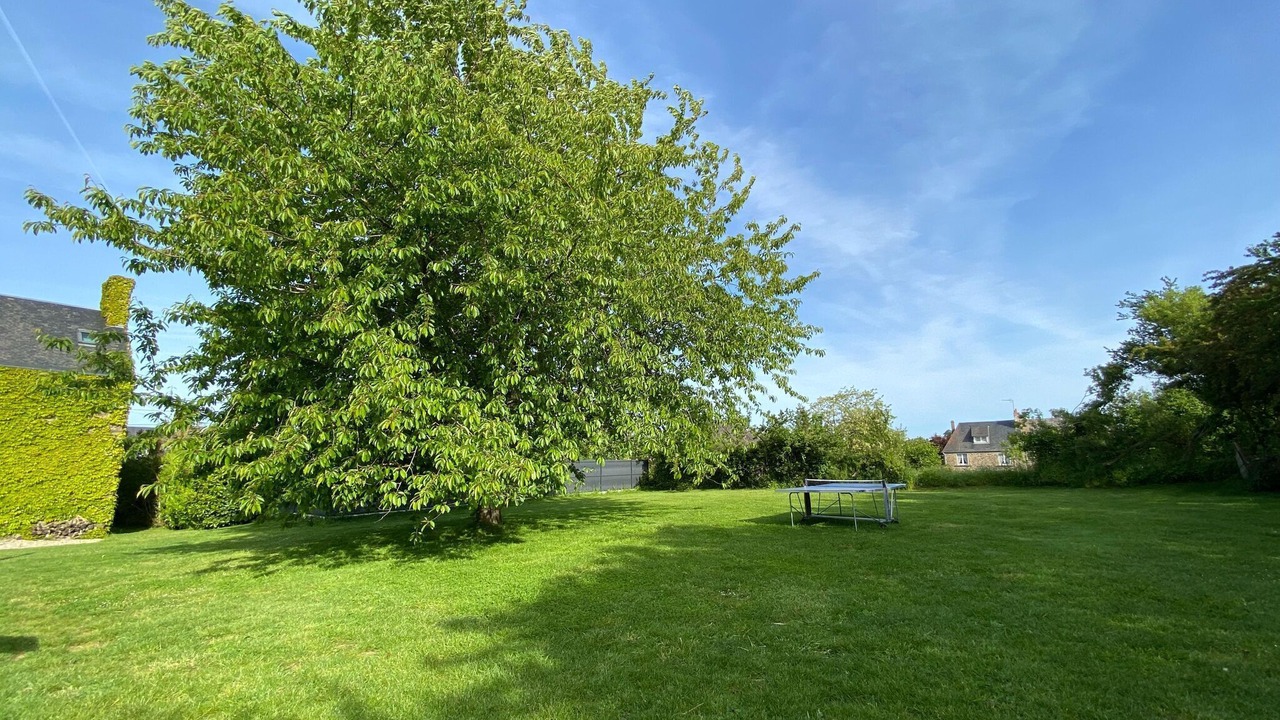 Photo of Outdoor in Dragey-Ronthon