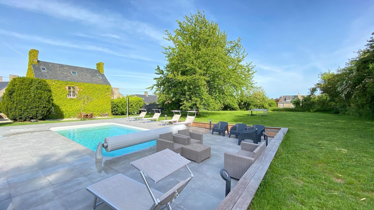 Photo of Outdoor in Dragey-Ronthon