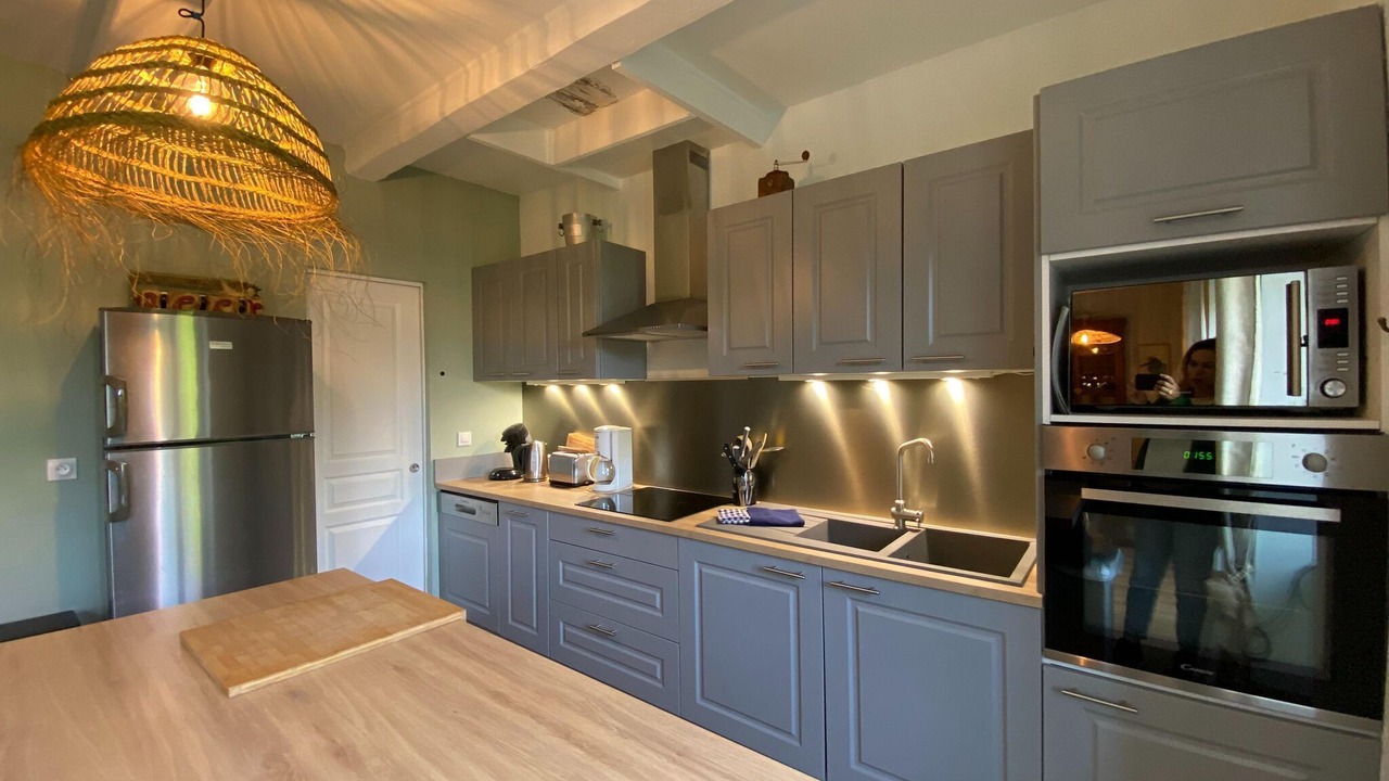 Photo of Kitchen in Dragey-Ronthon