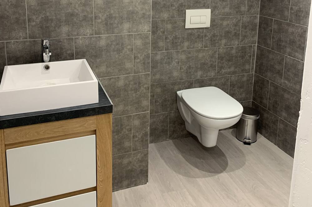 Photo of Bathroom in Travexin