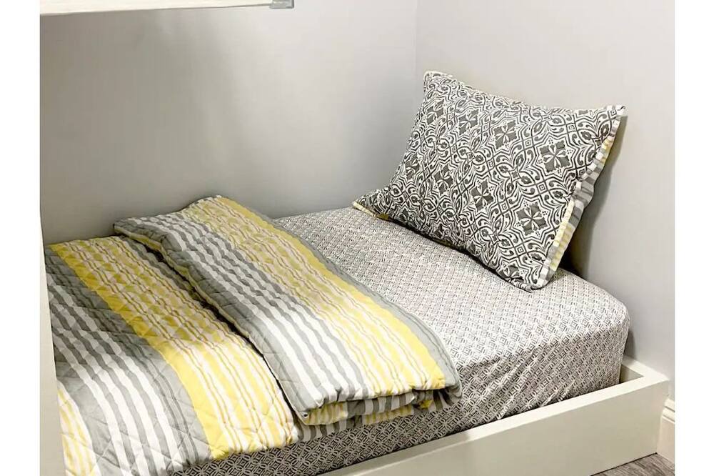 Photo of Bedroom in West Abbotsford
