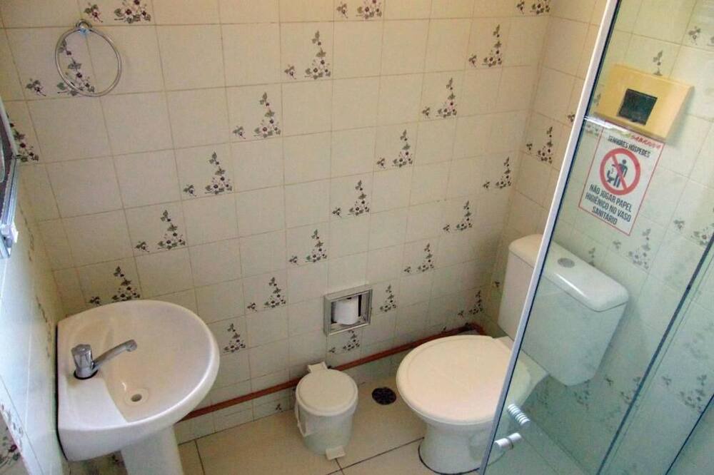 Photo of Bathroom in Ponta da Terra