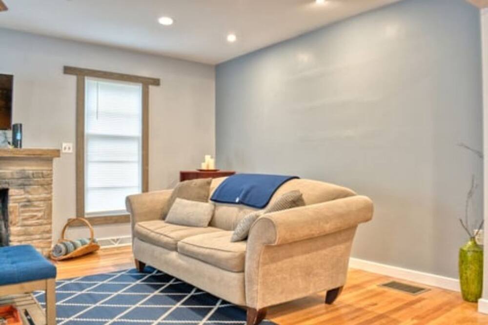 Photo of Livingroom in Oconomowoc