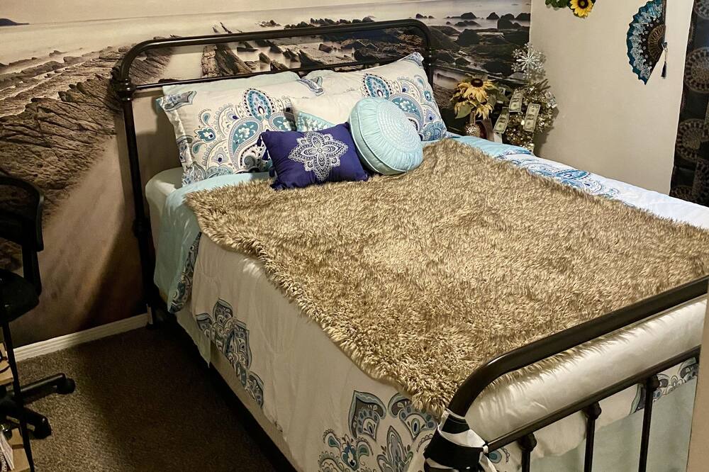 Photo of Bedroom in Taylor