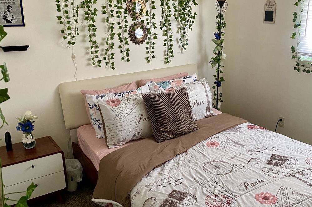 Photo of Bedroom in Taylor