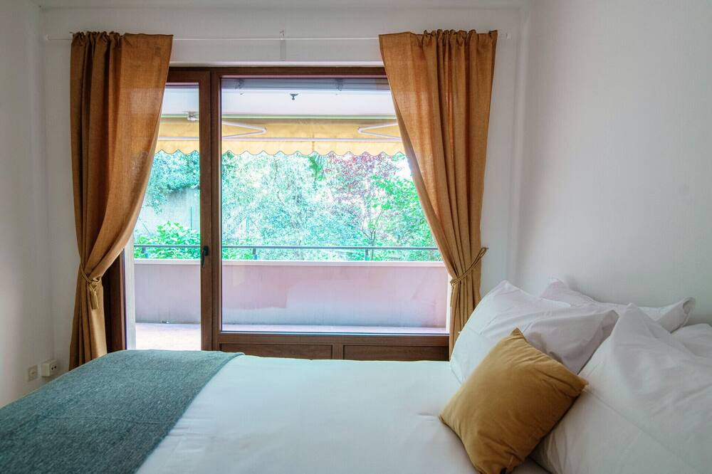Photo of Bedroom in Paradiso