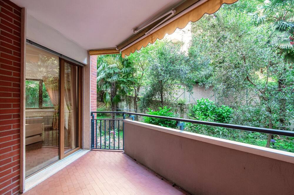 Photo of Patio Balcony in Paradiso