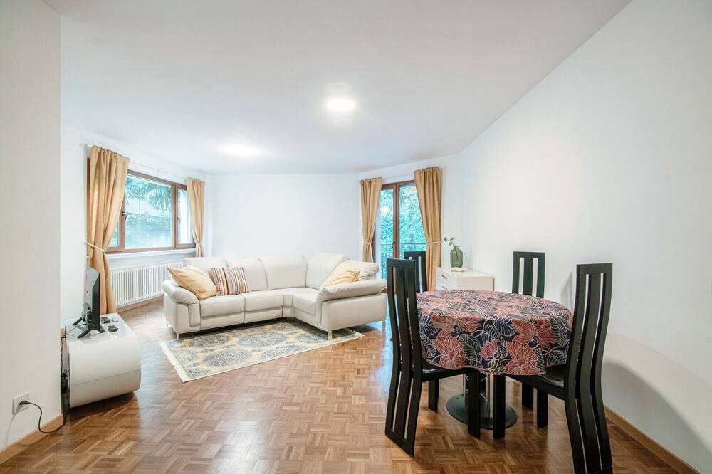 Photo of Livingroom in Paradiso