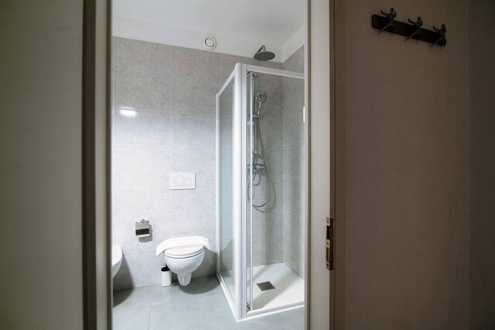 Photo of Bathroom in Paradiso