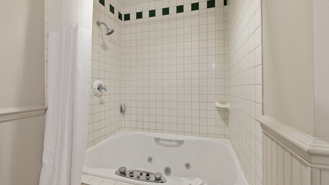 Photo of Bathroom in Mayville