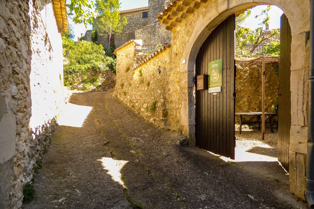 Photo of Outdoor in Labastide-de-Virac