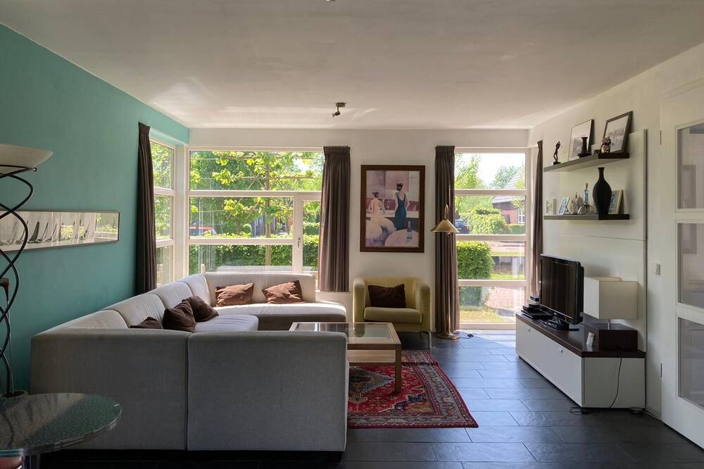 Photo of Livingroom in Langweer