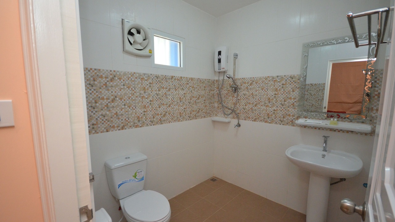 Photo of Bathroom in Khlong Wan