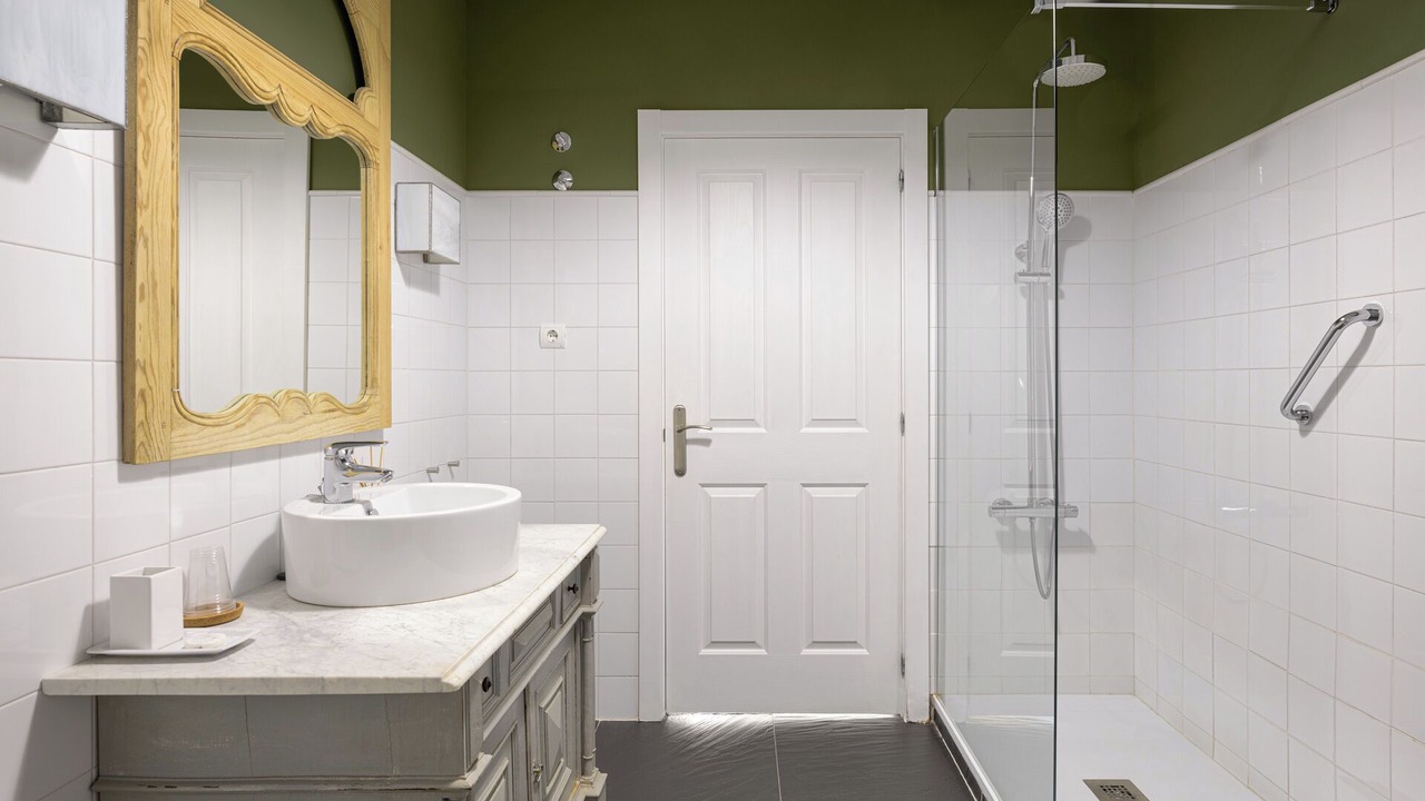 Photo of Bathroom in Larrauri-Markaida