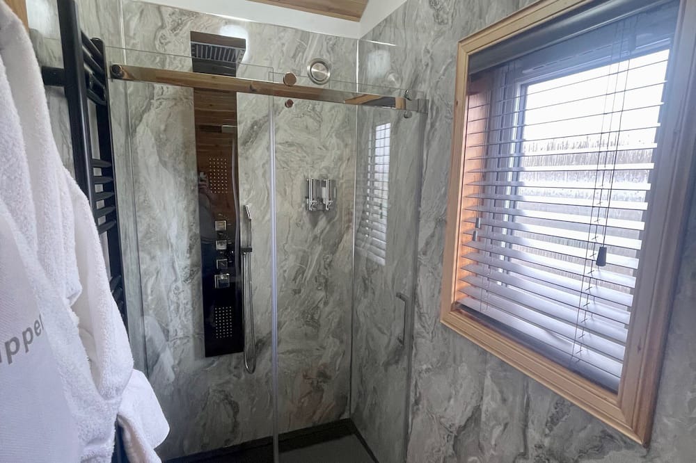 Photo of Bathroom in Keiss