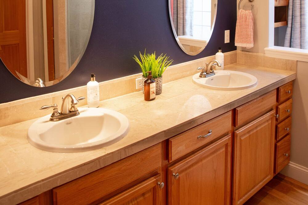 Photo of Bathroom in Loon Lake