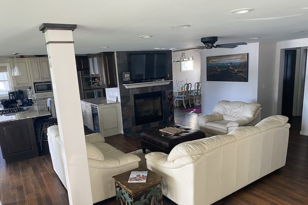 Photo of Livingroom in Lodi