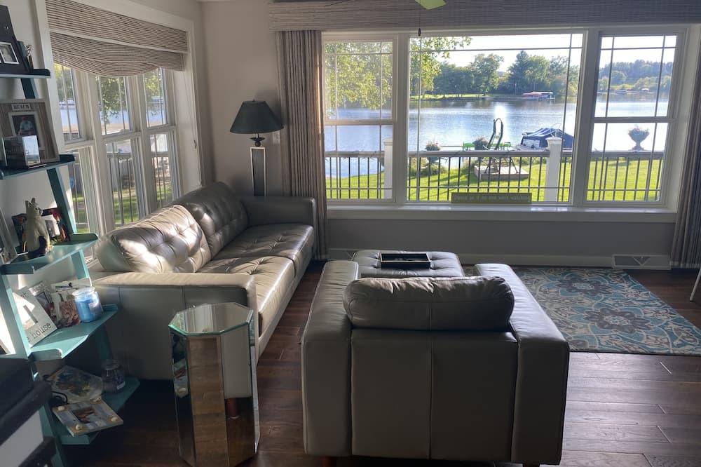 Photo of Livingroom in Lodi