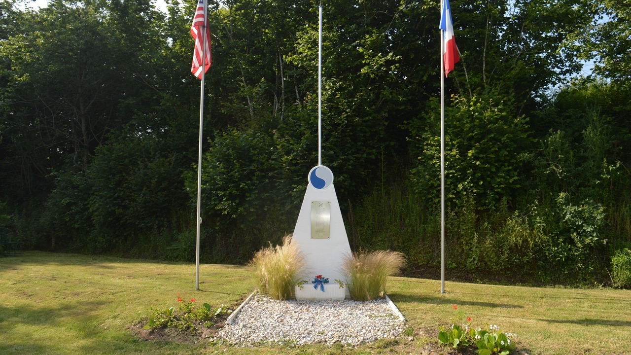 Photo of Others in Saint-Clair-sur-l'Elle