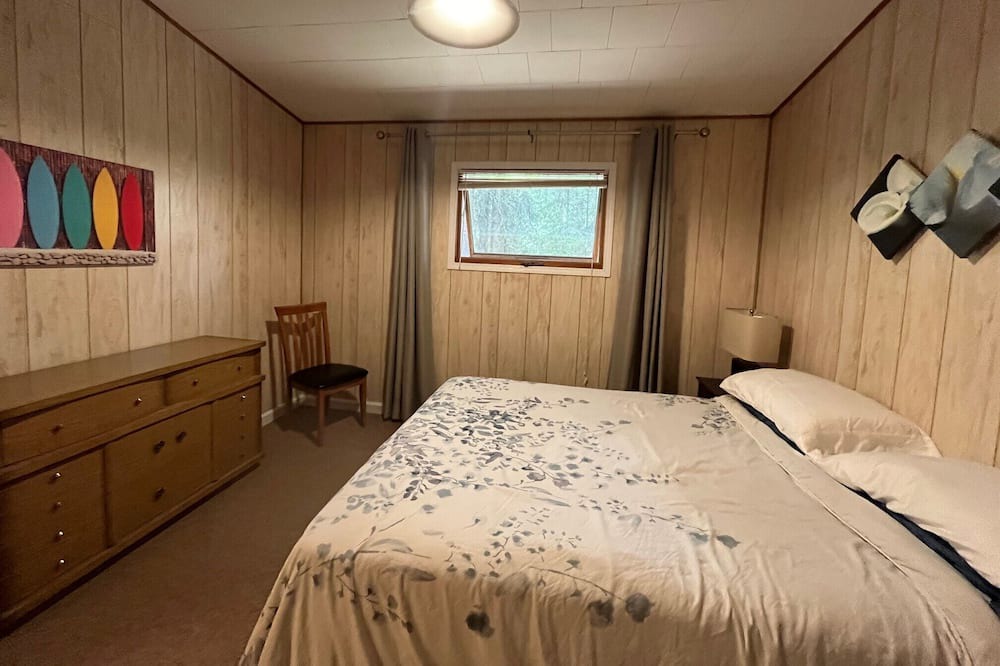 Photo of Bedroom in Candle Lake