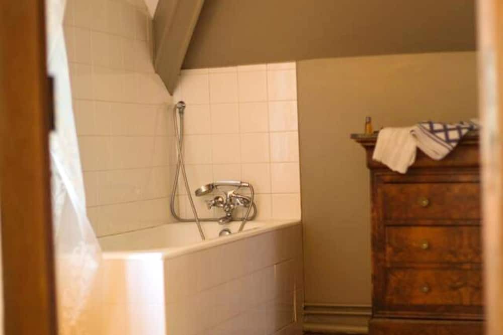 Photo of Bathroom in Messas