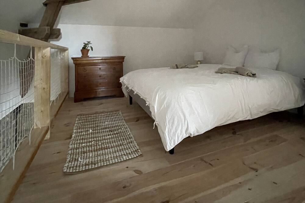 Photo of Bedroom in Coutances
