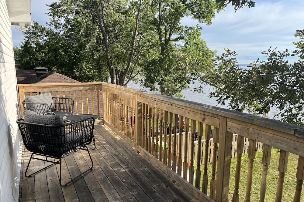 Photo of Patio Balcony in Feronia