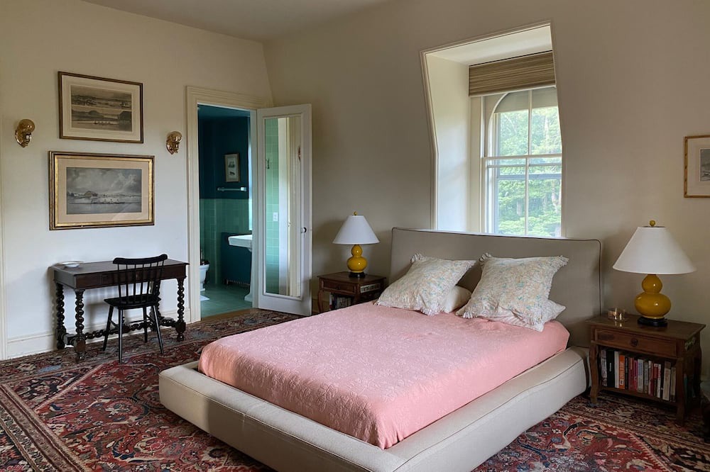 Photo of Bedroom in Old Lyme