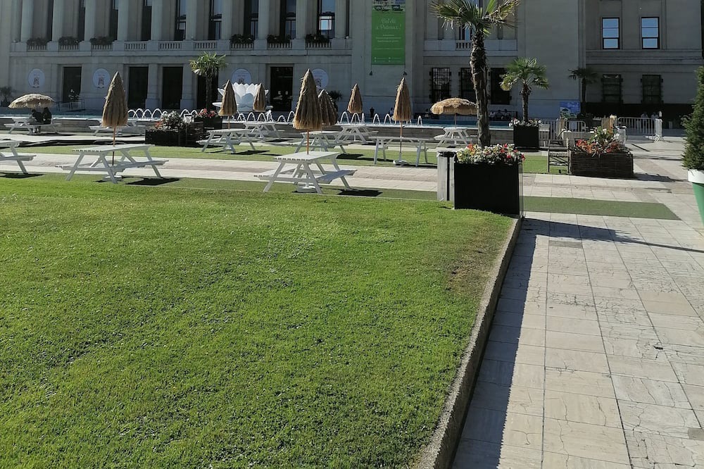 Photo of Outdoor in Puteaux