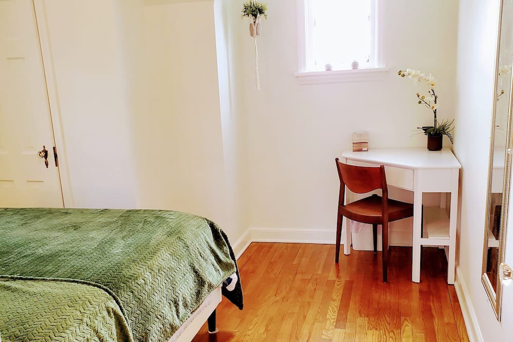 Photo of Bedroom in Madison