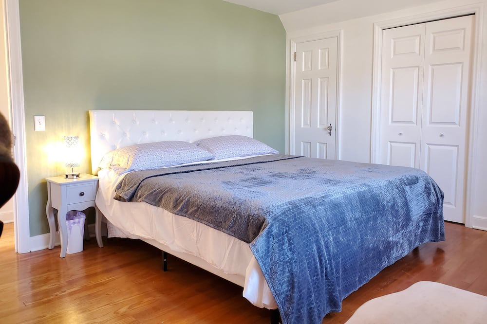 Photo of Bedroom in Madison