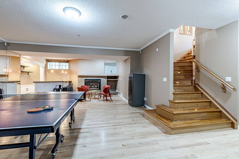 Photo of Others in West Edmonton