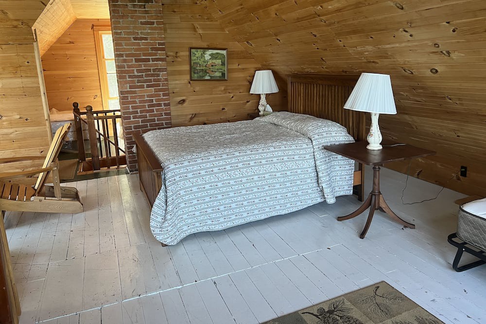 Photo of Bedroom in Leeds and the Thousand Islands
