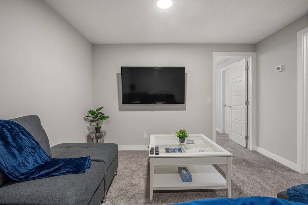 Photo of Bedroom in Airdrie