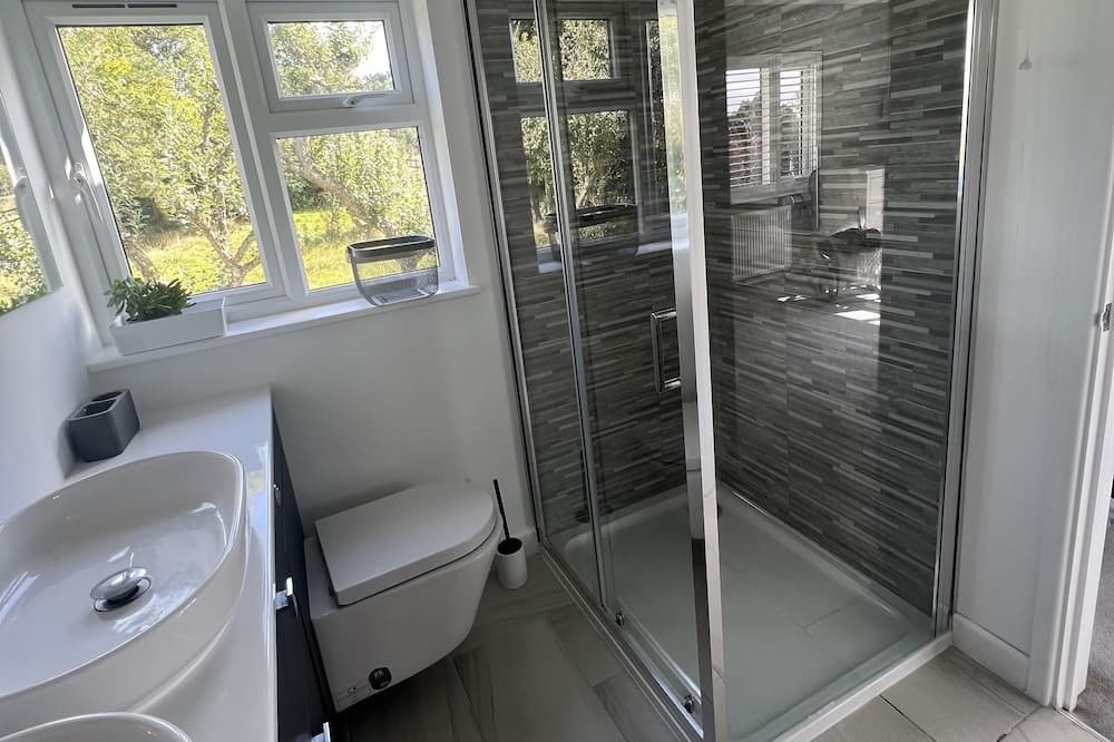 Photo of Bathroom in Woodbury