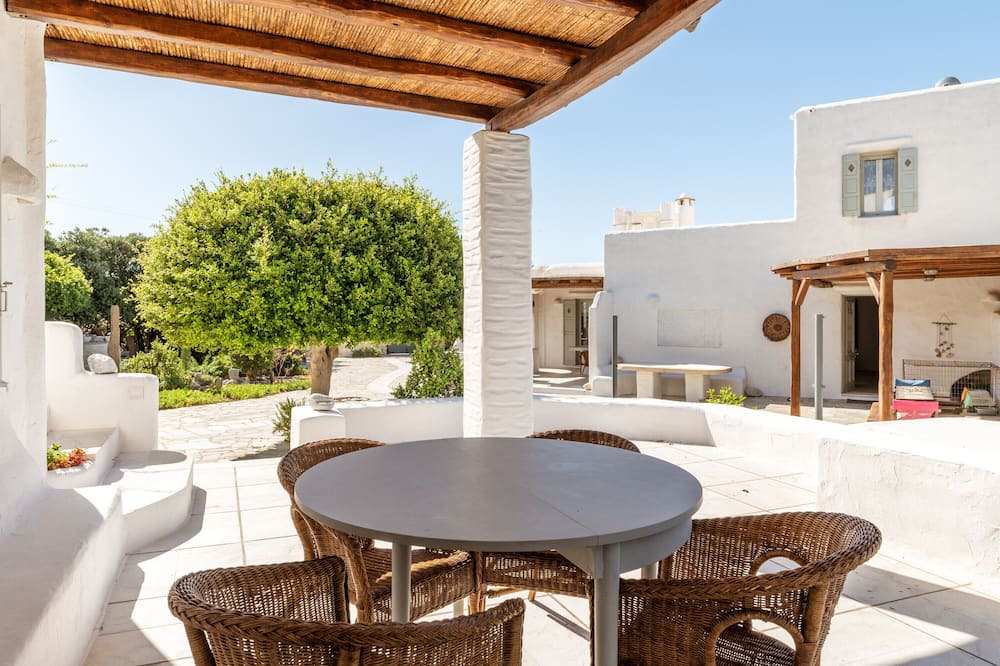 Photo of Outdoor in Glisidia
