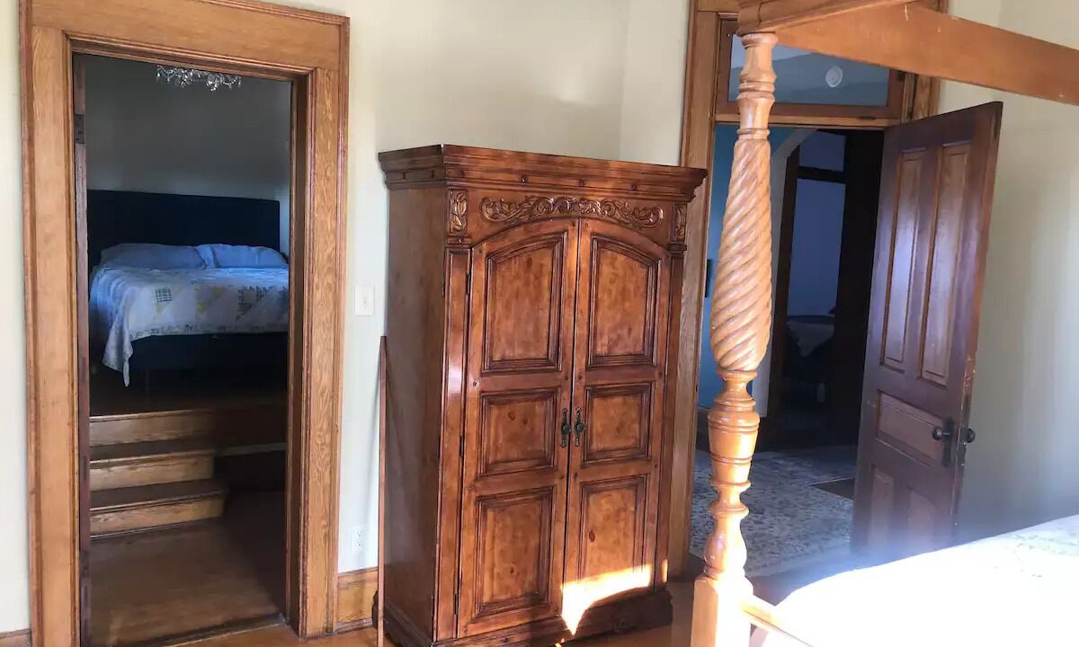Photo of Bedroom in Manitowoc