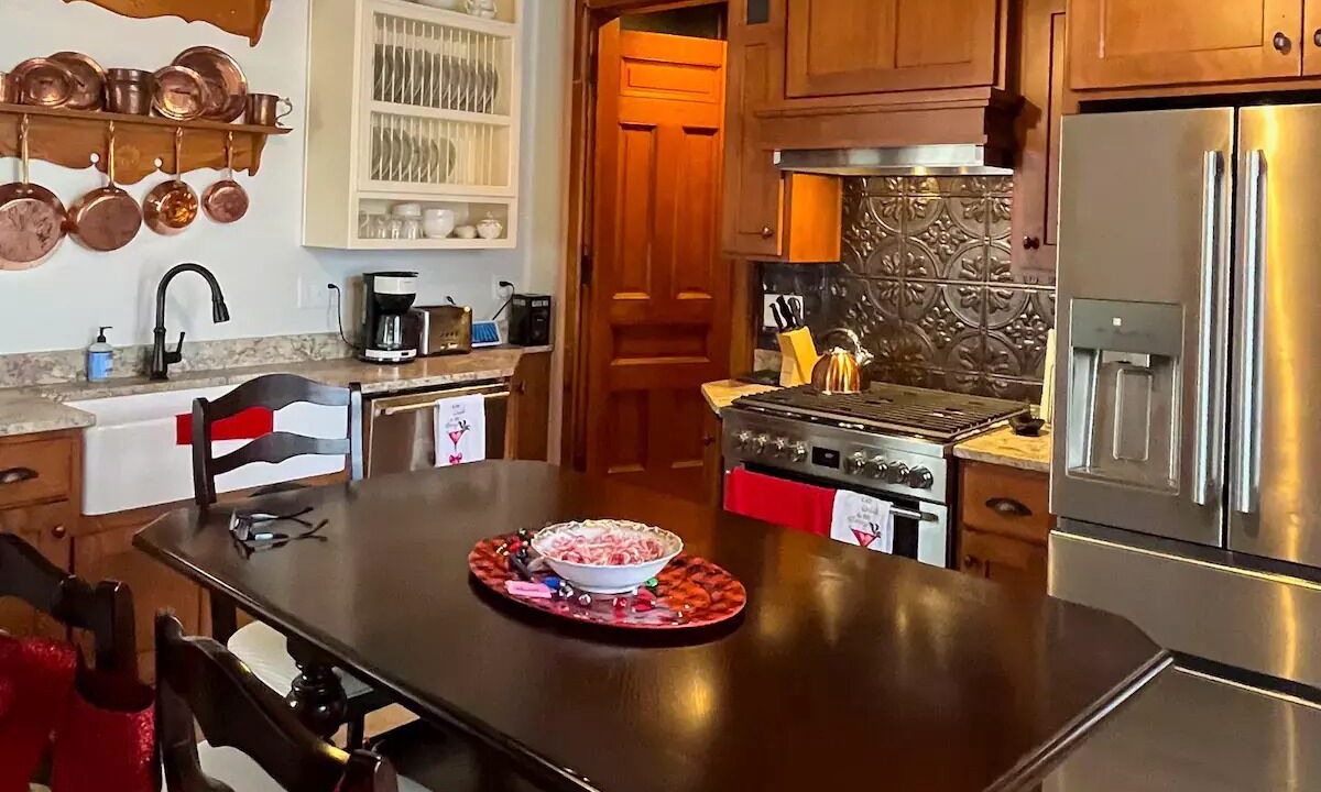 Photo of Kitchen in Manitowoc
