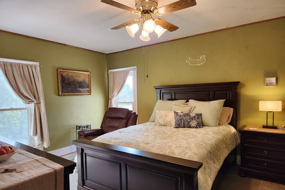 Photo of Bedroom in Marshland