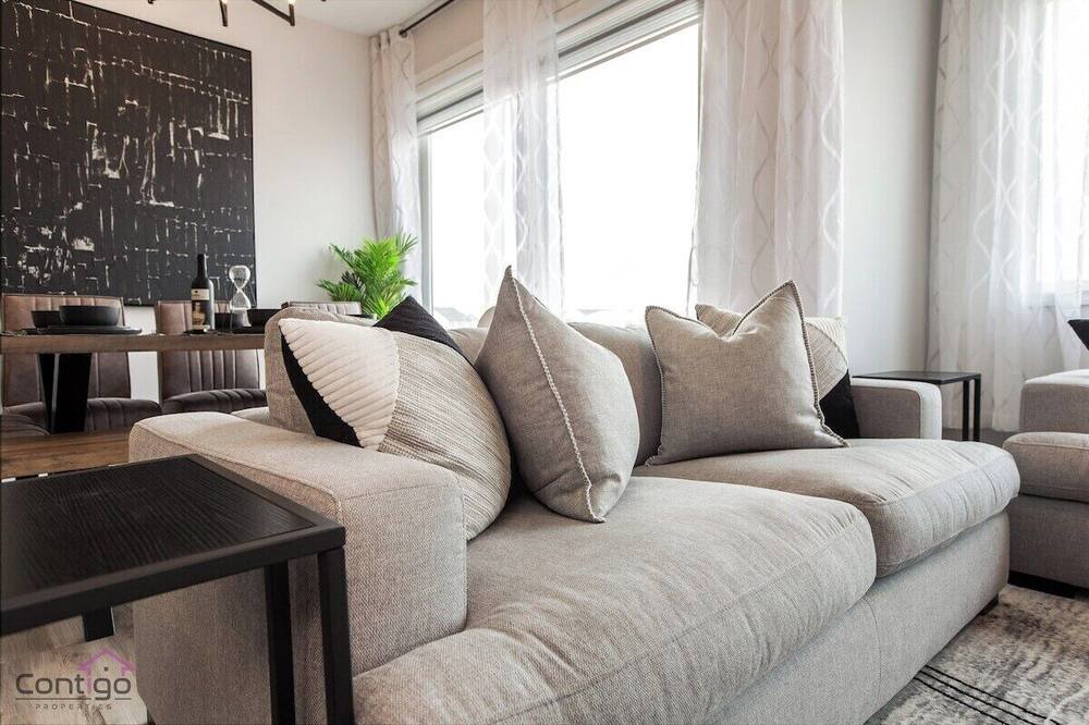 Photo of Livingroom in Southwest Edmonton